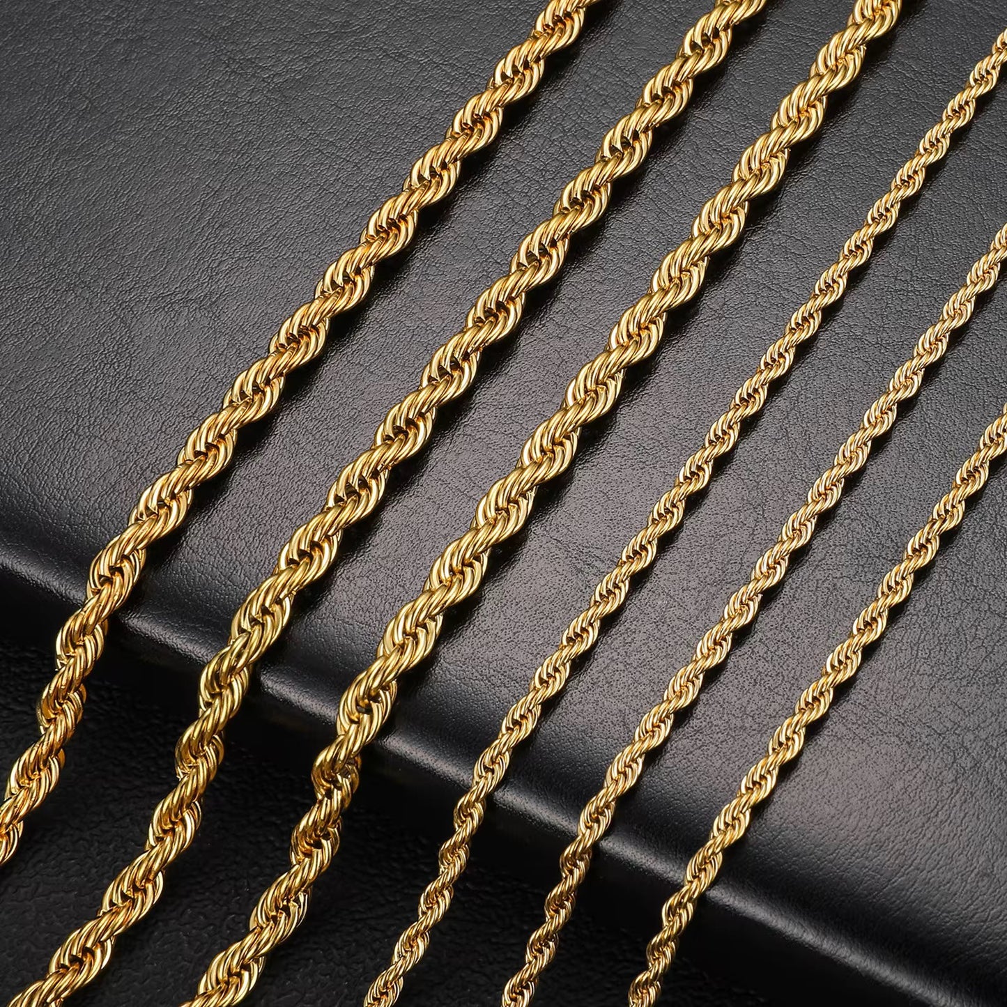 CLASSIC TWIST CHAIN