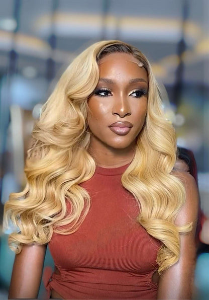 FAB BEIGE BLONDE LUXURY LACE WIG