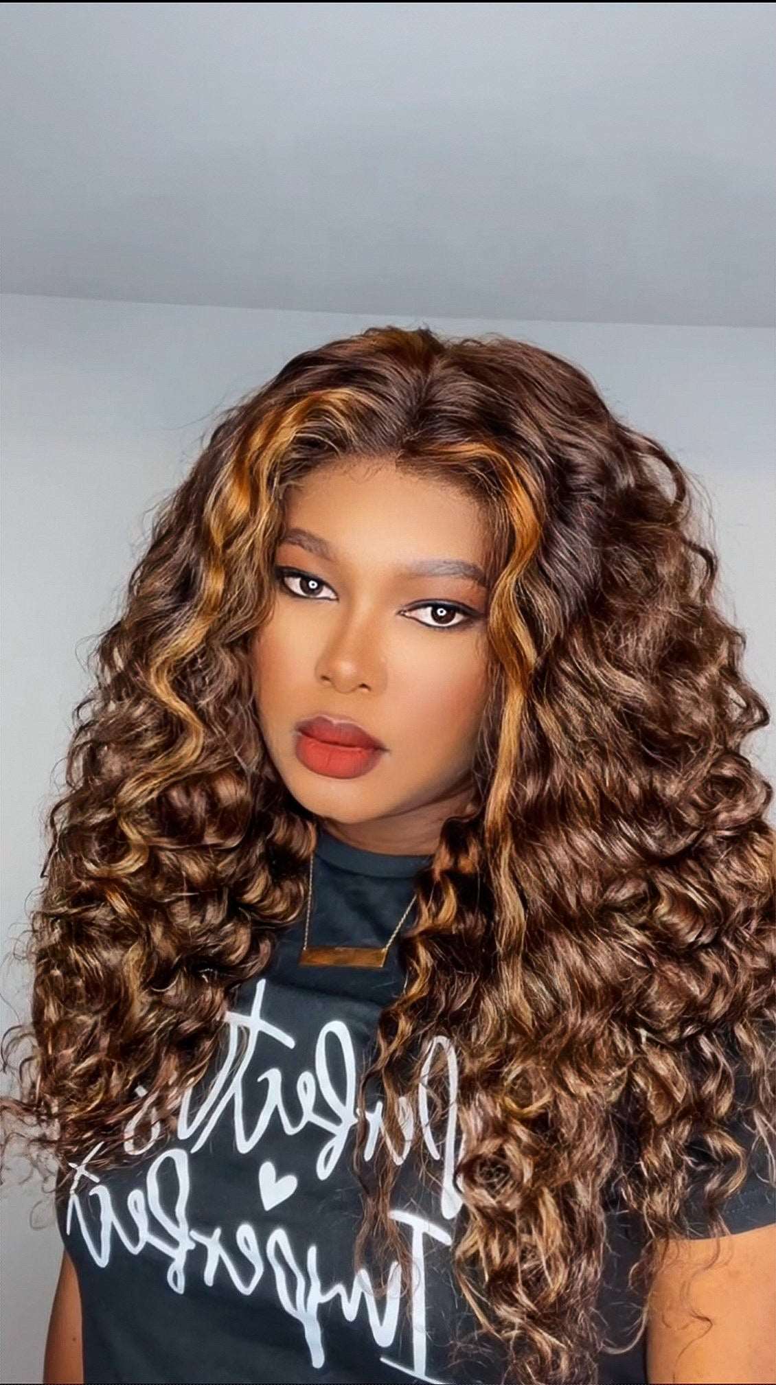 FAB HONEY HIGHLIGHTS DEEP WAVE LUXURY HD LACE WIG