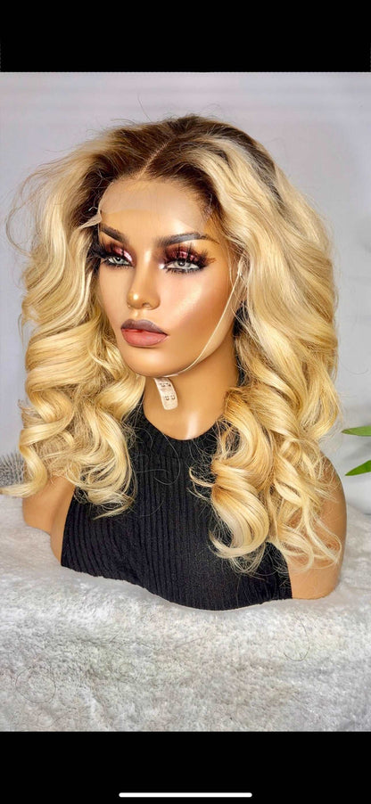 FAB BEIGE BLONDE LUXURY LACE WIG